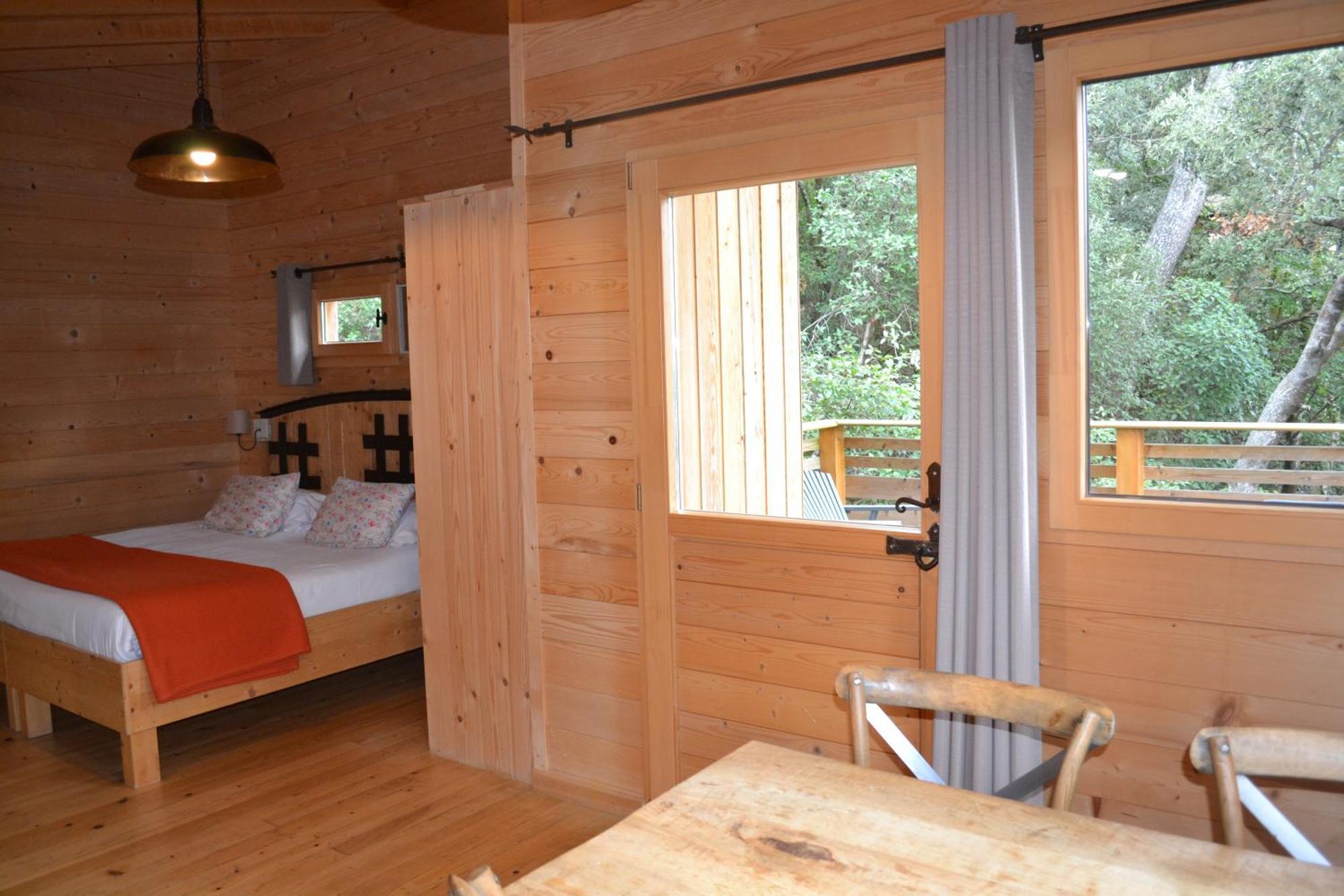 Les Cabanes Dans Les Bois Logis Hotel Villedubert Exterior photo