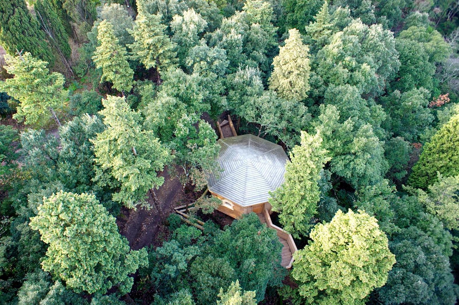 Les Cabanes Dans Les Bois Logis Hotel Villedubert Exterior photo